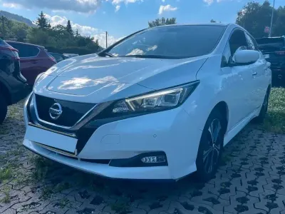 Gebraucht Nissan Leaf 110 kW (150 PS) 2020 Weiß Kleinwagen