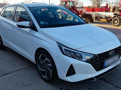 Occasion Hyundai i20 Advantage 101 PK (74 kW) 2020 Wit Hatchback