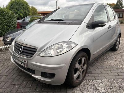 Silber Gebraucht 2004 Mercedes A150 Van / Kleinbus | 1.999 € (Fairer Preis)