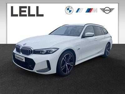 Gebraucht BMW 320e M Sport 163 PS (119 kW) 2022 Weiß Kombi