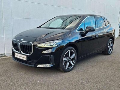 Gebraucht BMW 220 170 PS (125 kW) 2023 Schwarz ii/bonnet fluid black Van / Kleinbus
