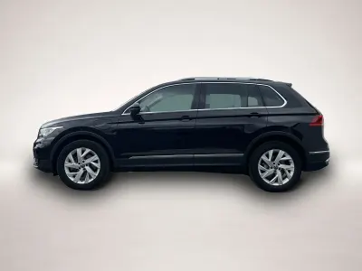 Gebraucht VW Tiguan Elegance 245 PS (180 kW) 2022 Schwarz SUV