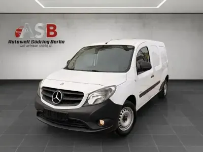 Używany Mercedes Citan 109 90 KM (66 kW) 2017 Biały Minivan