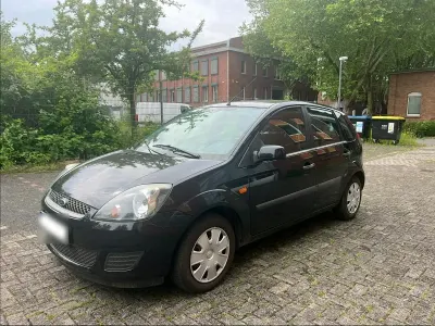 Gebraucht Ford Fiesta 73 PS (53 kW) 2007 Schwarz Kleinwagen