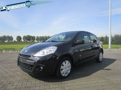 Schwarz Gebraucht 2011 Renault Clio II | 4.054 € (Fairer Preis)