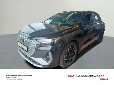 Gebraucht Audi Q4 e-tron S-Line 150 kW (204 PS) 2022 Mythosschwarz metallic SUV