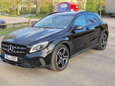 Gebraucht Mercedes GLA220 Edition 184 PS (135 kW) 2019 Schwarz SUV