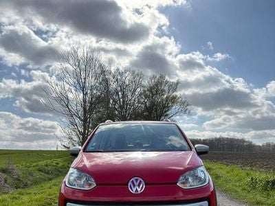 Gebraucht VW cross up! 75 PS (55 kW) 2013 Rot Kleinwagen