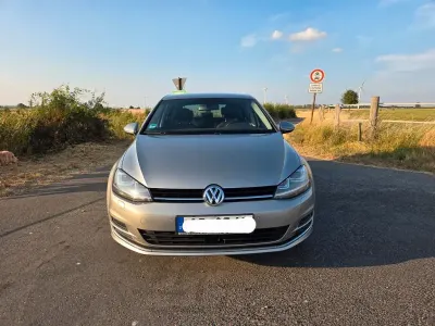 Gebraucht VW Golf VII Highline 140 PS (102 kW) 2013 Silber Limousine