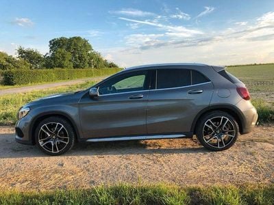 Mercedes GLA200