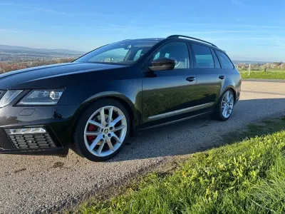 Używany Skoda Octavia RS 184 KM (135 kW) 2017 Czarny Kombi