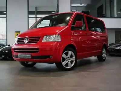 Second-hand VW Caravelle 131 CP (96 kW) 2005 Roșu Van