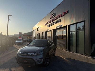 Gebraucht Suzuki Vitara Comfort 120 PS (88 kW) 2015 Grau SUV