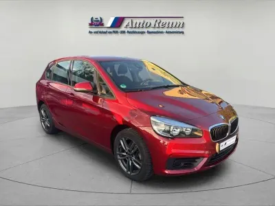 Gebraucht BMW 216 Active Tourer Performance 102 PS (75 kW) 2016 Rot Van / Kleinbus