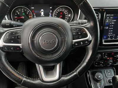 Gebraucht Jeep Compass Limited 170 PS (125 kW) 2018 Schwarz SUV