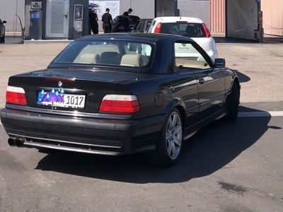 BMW 320 Cabriolet