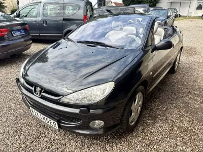 Gebraucht Peugeot 206 CC Platinum 109 PS (80 kW) 2004 Schwarz obsidien Cabrio