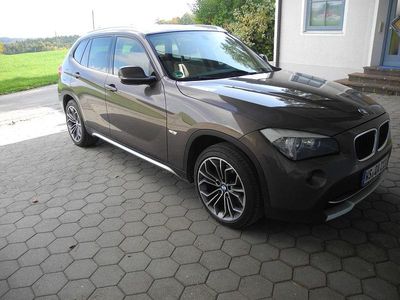 Braun Gebraucht 2012 BMW X1 xLine SUV | 7.900 € (Fairer Preis)