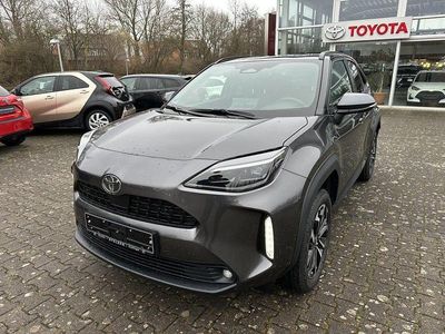 Neu Toyota Yaris Cross 131 PS (96 kW) 2025 Marlingrau metallic SUV