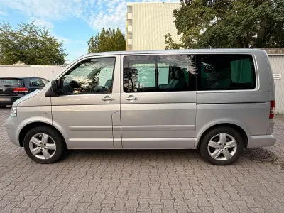 Gebraucht VW Multivan 174 PS (127 kW) 2008 Silber Van / Kleinbus