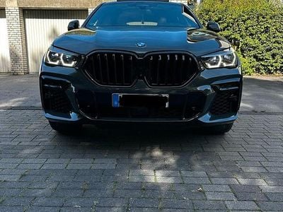 Gebraucht BMW X6 M50 Shadowline 540 PS (397 kW) 2022 Grau SUV