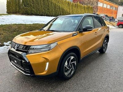 Neu Suzuki Vitara Comfort+ 110 PS (80 kW) 2025 Gelb SUV