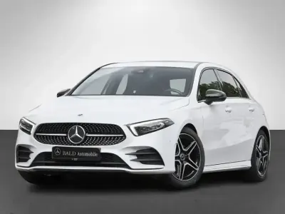 Gebraucht Mercedes A200 AMG 150 PS (110 kW) 2023 Weiß Limousine