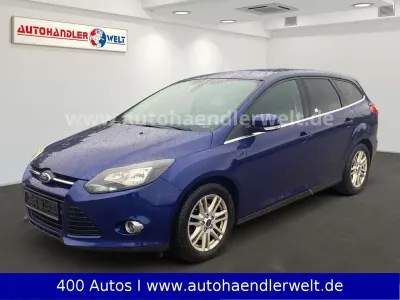 Gebraucht Ford Focus Trend 140 PS (102 kW) 2014 Blau Kombi