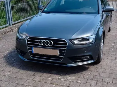 Używany Audi A4 S-Line 150 KM (110 kW) 2015 Szary Kombi