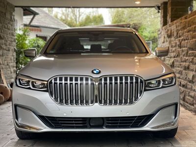 gebraucht BMW 750 i xDrive -