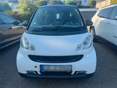 Gebraucht Smart ForTwo Coupé 61 PS (44 kW) 2009 Weiß Coupé
