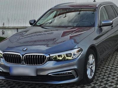 Grau Gebraucht 2019 BMW 520 Luxury Line Kombi | 18.750 € (Guter Preis)