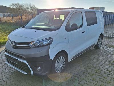 Gebraucht Toyota Proace 122 PS (89 kW) 2021 Weiß Van / Kleinbus
