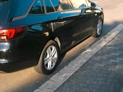 Gebraucht Opel Astra Active 150 PS (110 kW) 2017 Schwarz Kombi