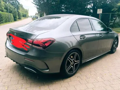 Gebraucht Mercedes A200 AMG line 163 PS (119 kW) 2019 Grau Limousine