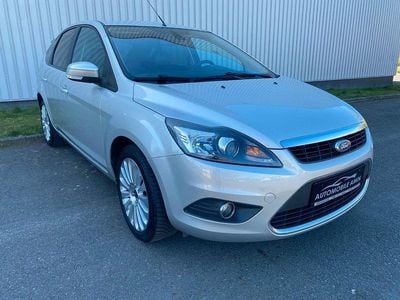 Gebraucht Ford Focus Titanium 101 PS (74 kW) 2009 Silber Limousine