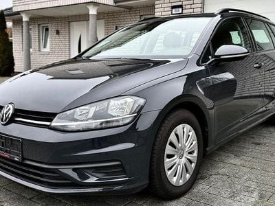 Gebraucht VW Golf VII 116 PS (85 kW) 2019 Grau Kombi