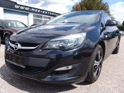 Usata Opel Astra Selection 101 CV (74 kW) 2012 Nero Berlina