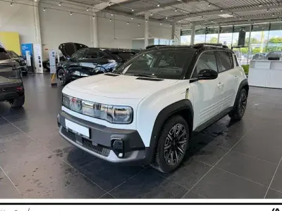 Nouvelle Renault 4 E-Tech Komfort 110 kW (150 ch) 2026 Blanc SUV
