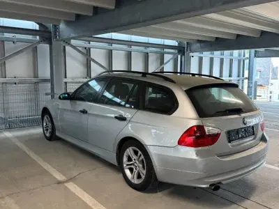 Gebraucht BMW 320 150 PS (110 kW) 2005 Silber Kombi