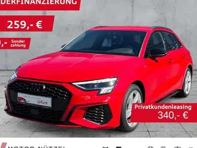 Gebraucht Audi A3 S-Line 116 PS (85 kW) 2023 Rot Limousine