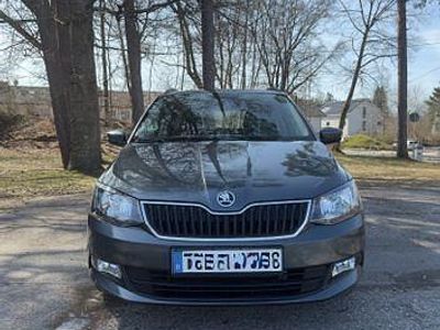 Gebraucht Skoda Fabia Ambition 75 PS (55 kW) 2018 Grau Kombi