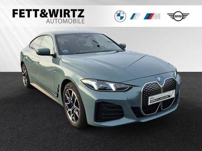 Grün Gebraucht 2025 BMW i4 Comfort Edition Limousine | 48.300 € (Superpreis)
