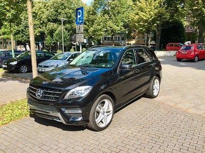 Gebraucht Mercedes ML350 258 PS (189 kW) 2014 Schwarz SUV