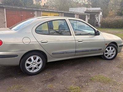 Gebraucht Renault Mégane II 106 PS (77 kW) 2002 Limousine