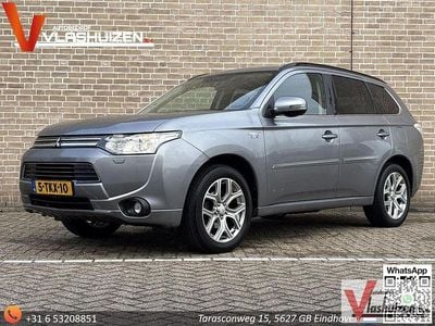 Gebraucht Mitsubishi Outlander P-HEV Instyle 121 PS (88 kW) 2014 Grau SUV