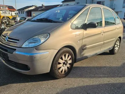 Gebraucht Citroën Xsara Picasso Exclusive 136 PS (100 kW) 2005 Beige Van / Kleinbus