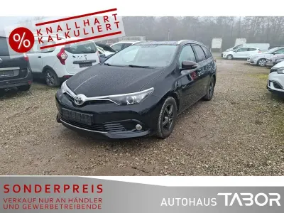 Gebraucht Toyota Auris Design 111 PS (81 kW) 2015 Black mica / ink Kombi
