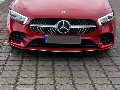 Usata Mercedes A180 AMG line 136 CV (100 kW) 2019 Rosso Berlina