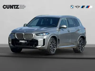Neu BMW X5 M Sport 489 PS (359 kW) 2026 Grau SUV